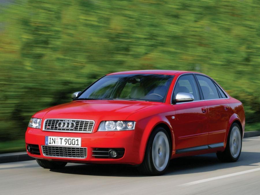  Audi S4 Sedan (B6, 8E) 2003 года  (фото 2 из 18)